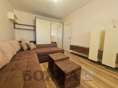 Închiriere - Apartament în Zdraveț Iztok,  Ruse