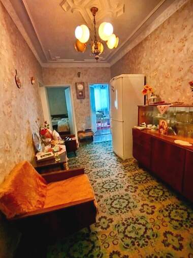 For sale - Floor of a house in Karlovo,  Plovdiv