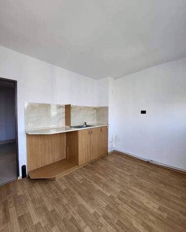 Vânzare - Apartament în Iztok,  Pazardjik