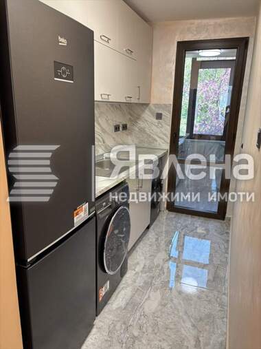 For rent - Apartment in Vazrajdane,  Burgas