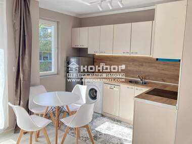 Închiriere - Apartament în Center,  Plovdiv