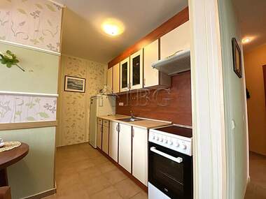 Vânzare - Apartament în Elenite,  Burgas