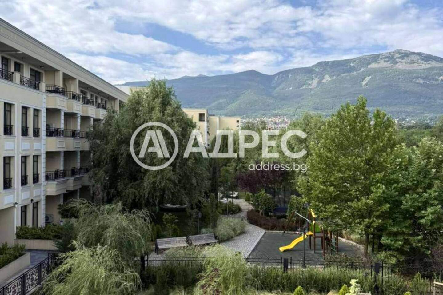 Четиристаен Апартамент във Витоша, София – снимка 2