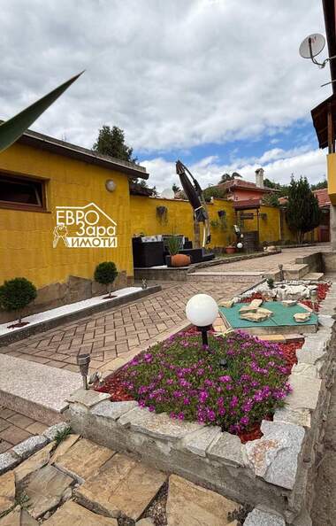 For sale - House in Zmeiovo,  Stara Zagora