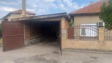 Наем - Гараж в Седловина,  Кърджали