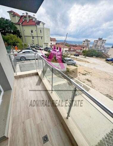 For rent - Apartment in Vazrajdane 3,  Varna