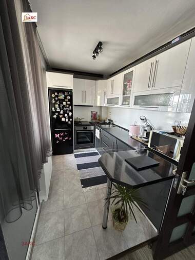 For sale - Apartment in Vazrojdenci,  Kardjali
