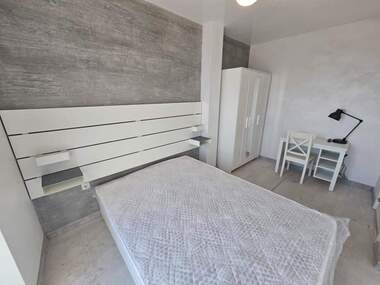 Închiriere - Apartament în Mladejki hălm,  Plovdiv