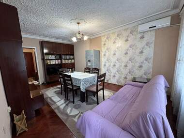 Vânzare - Apartament în Storgozia,  Pleven