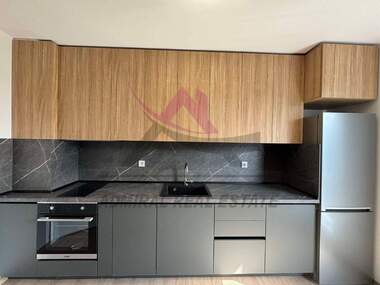 Miete - Wohnung in Wazrajdane 3,  Warna