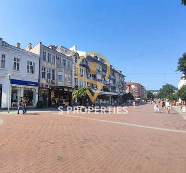 Vânzare - Apartament în Center,  Varna