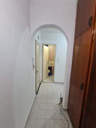 Vânzare - Apartament în Liuben Karavelov,  Haskovo