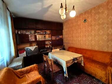 Продажба - Апартамент във Вароша,  Търговище