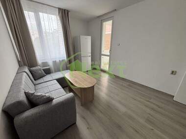 Închiriere - Apartament în Zona B-18,  Sofia