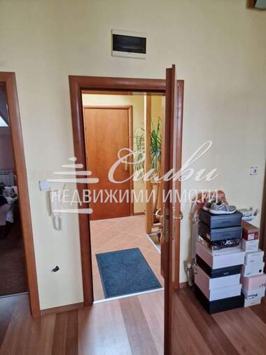 Продажба - Апартамент в Пазара,  Шумен