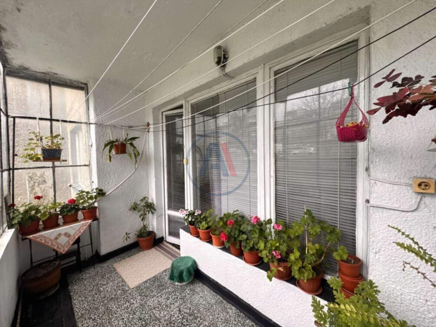 Cu trei camere Apartament în Boian Bălgaranov 1, Șumen – fotografia 2
