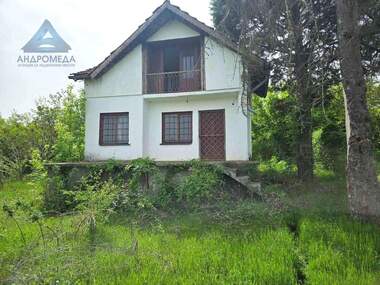 For sale - House in Kojuharska cheshma,  Pleven