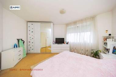 Аренда - Квартира в Широк Център,  Плевен