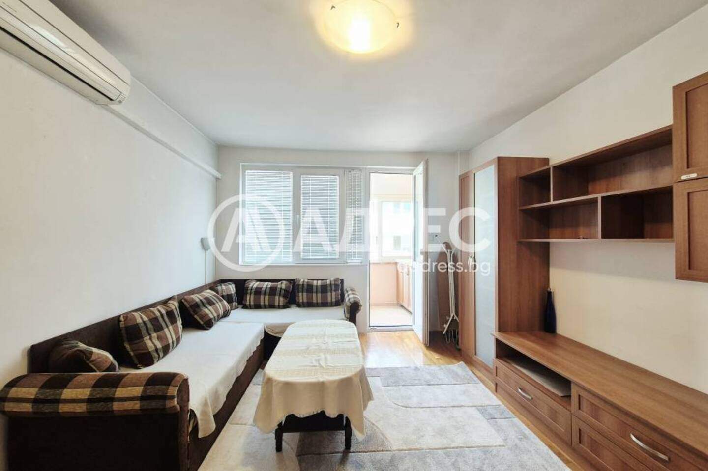 Cu trei camere Apartament în HEI, Varna – fotografia 4