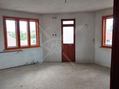For sale - House in Dalbok Izvor,  Plovdiv
