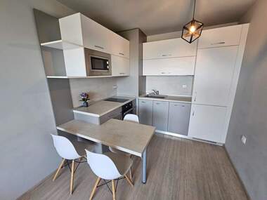 Kira - Apartman olarak Mladejki halm,  Plovdiv