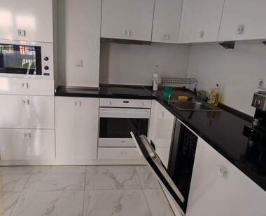 Продажба - Апартамент в Зимно кино Тракия,  Варна