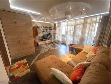 Vânzare - Apartament în Văzrajdane,  Burgas