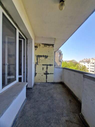 Продажба - Апартамент в Дружба 2,  Русе