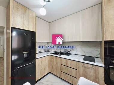 Продажа - Квартира в Железник-център,  Стара Загора