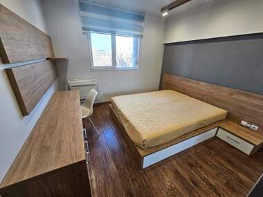 Miete - Wohnung in Mladejki halm,  Plowdiw