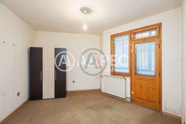 Продажба - Апартамент в Център,  Варна