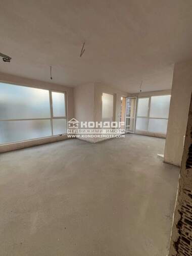 Satış - Apartman olarak Kiuçuk Parij,  Plovdiv