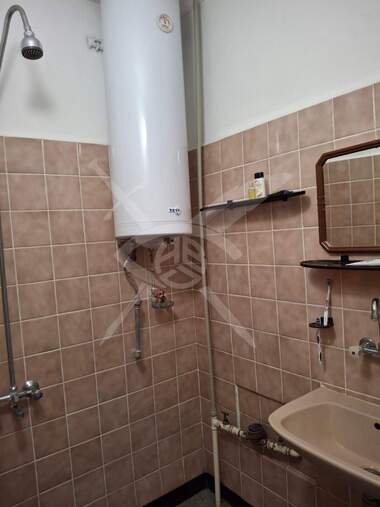 Miete - Wohnung in Mladejki halm,  Plowdiw