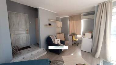 Miete - Wohnung in Mladejki halm,  Plowdiw