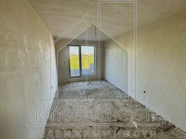 Продажба - Апартамент в Остромила,  Пловдив