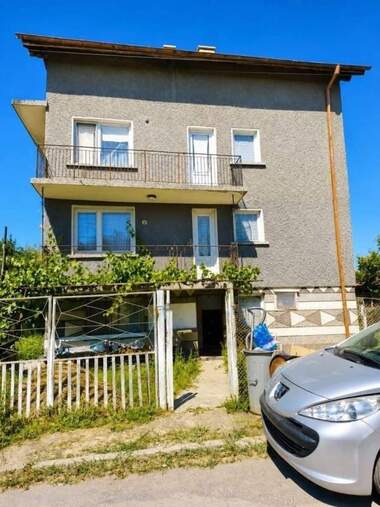 For sale - House in Voluiak,  Sofia