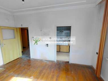 Vânzare - Apartament în Izgrev,  Haskovo
