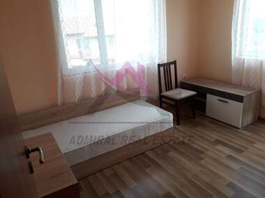 For rent - Floor of a house in Zvezditsa,  Varna
