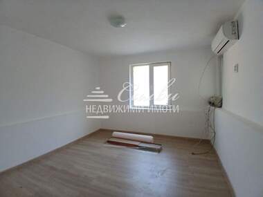 For sale - Floor of a house in Center,  Shumen