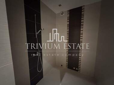 Продажба - Апартамент в Кючук Париж,  Пловдив