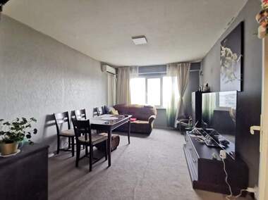 Продажба - Апартамент в Здравец Север 1,  Русе