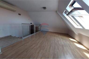 Verkauf - Wohnung in Zweten kwartal,  Warna