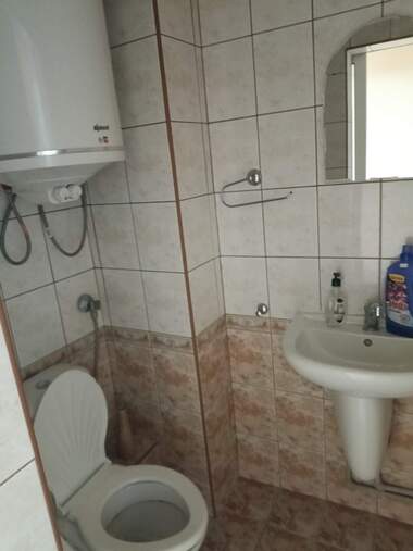 For rent - Beauty saloon/Office/Store/Dental office in Center,  Razgrad
