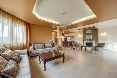 Închiriere - Casă în Simeonovo,  Sofia