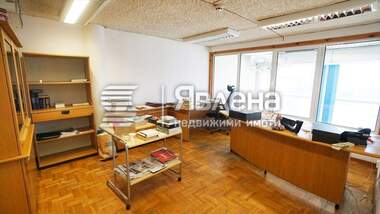 For sale - Building in Promishlena zona Voenna rampa,  Sofia