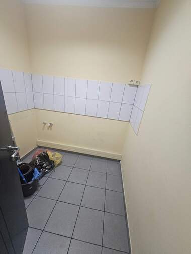 Kira - Ofis/Dükkan/Güzellik salonu/Yer olarak Center,  Plovdiv