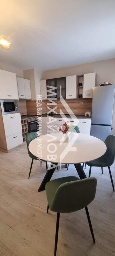 Vânzare - Apartament în Center,  Stara Zagora