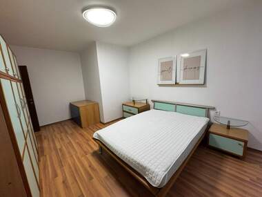 Vânzare - Apartament în Văzrajdane,  Burgas