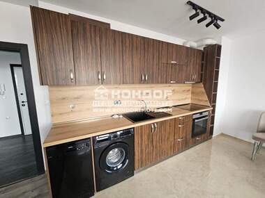 Vânzare - Apartament în Hristo Smirnenski,  Plovdiv