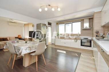For rent - Apartment in Lazur,  Burgas